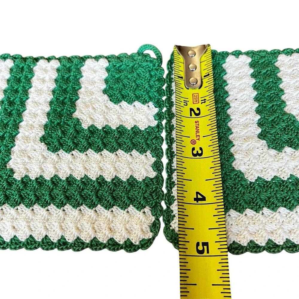 VTG Set of 2 Handmade Crochet Hot Pad Pot Holders Retro Green 5”